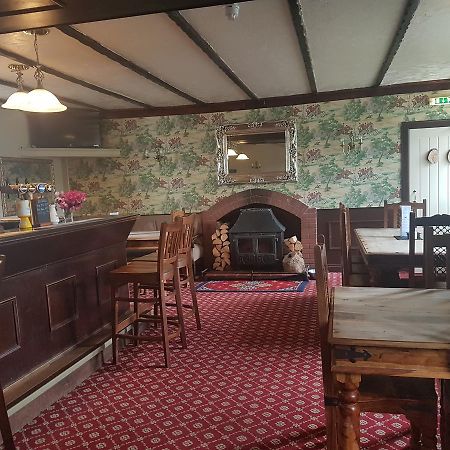Plough Hotel Kirk Yetholm Eksteriør billede